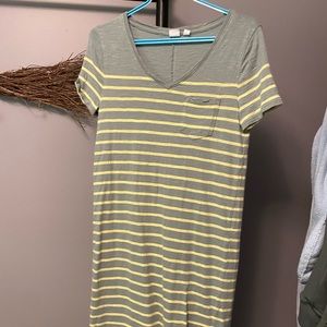 GAP t-shirt dress, knee length, semi fitted